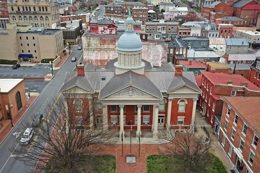 Why Choose an Internship at the Alachua County Courthouse