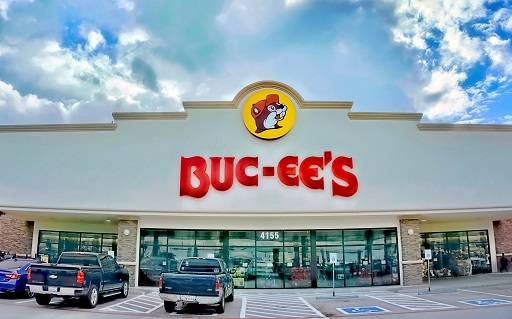 What Makes Buc ees Stand Out