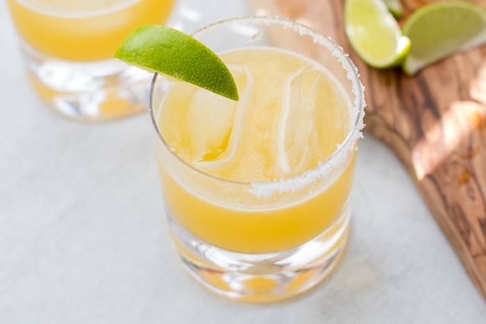 How to Make a Skinny Margarita