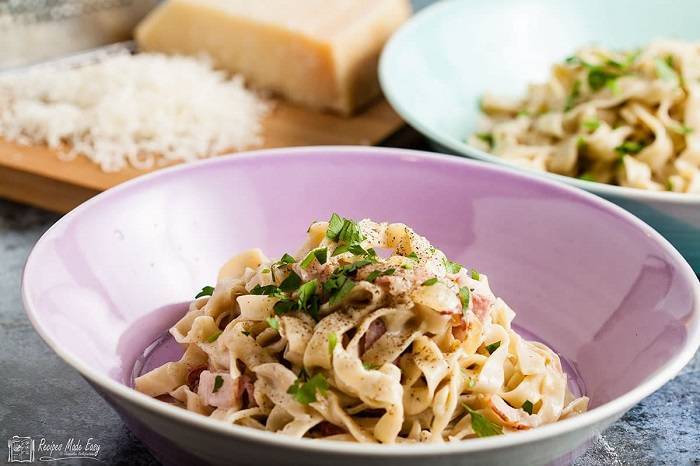 easy cheesy garlic and herb pasta 4