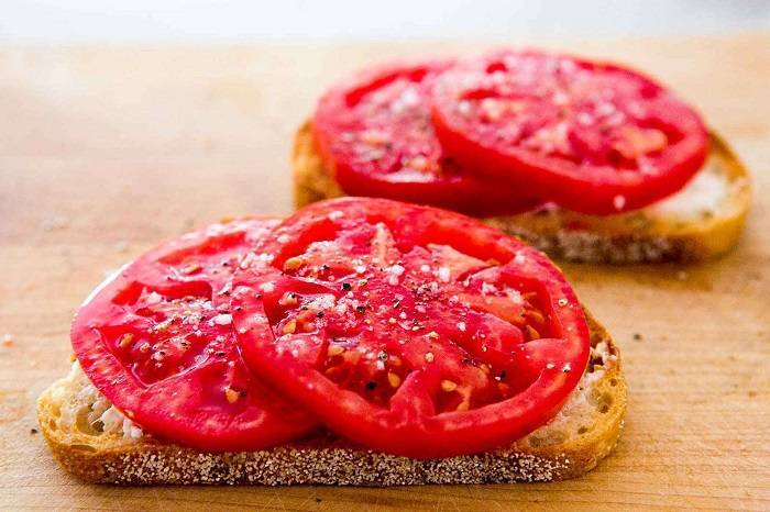 opt aboutcom coeus resources content migration simply recipes uploads 2012 08 tomatoes on toast horiz a 2000 fa05ba58b13b45d68a427653f8e1217a