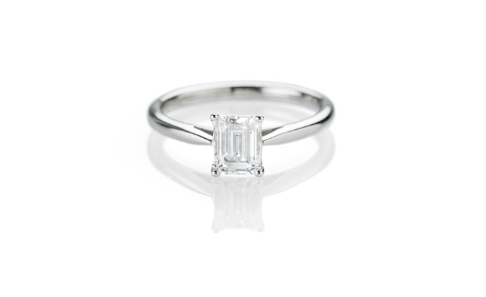 Emerald Cut Engagement Rings as Elegant Pieces For Adding Beauty to the Ceremony Screenshot 71