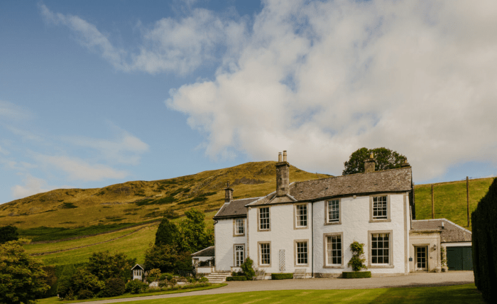 How to Design a Home That Complements Scotland’s Natural Landscape Screenshot 5