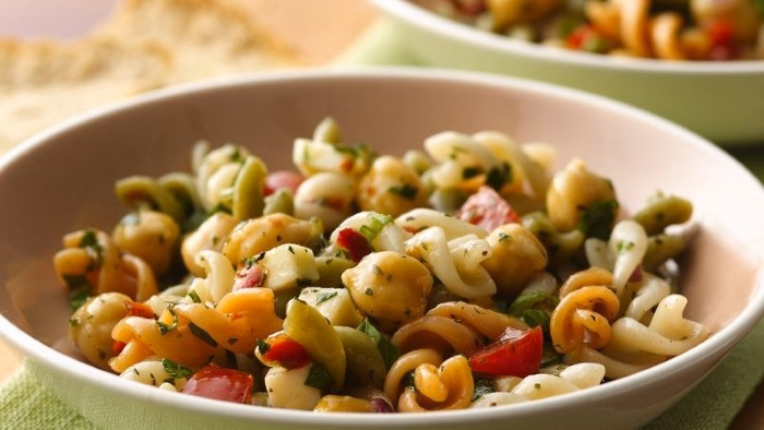 How to Make a Homemade Version of Suddenly Salad