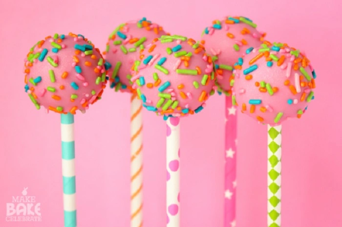 What Are Cake Pop Sticks 1