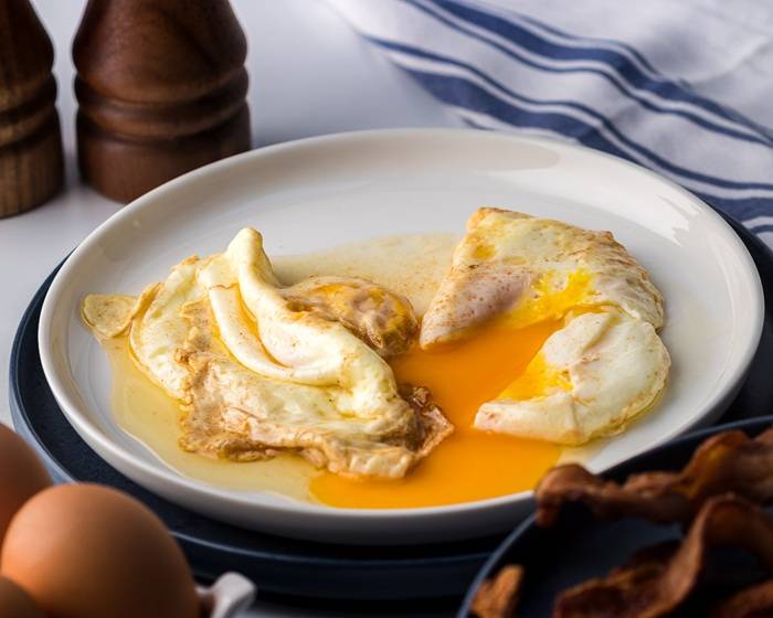 So Whats Going on with Over Easy Eggs