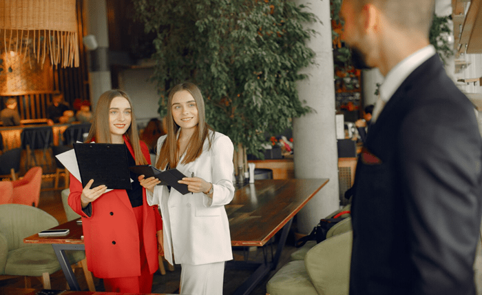 Marketing Hotels and Resorts: How to Stand Out in a Crowded Market Screenshot 1 5