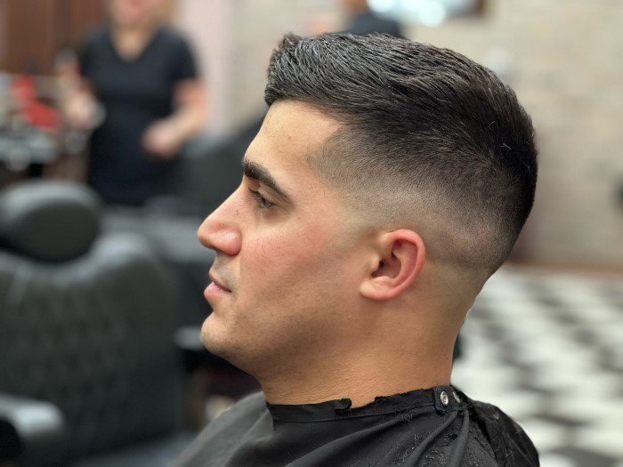 What is a Mid Fade Haircut