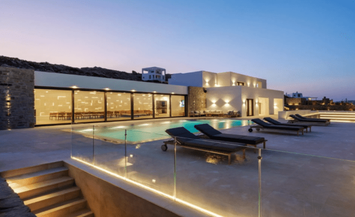 Quiet Luxury in Mykonos: How to Travel With More Space, Less Stress, and Better Moments Screenshot 6