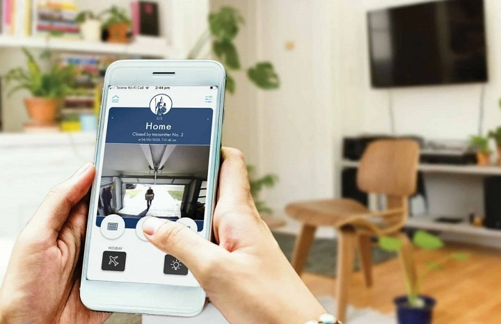 How to Open Garage Door With Phone: Beginner’s Guide open garage door with phones